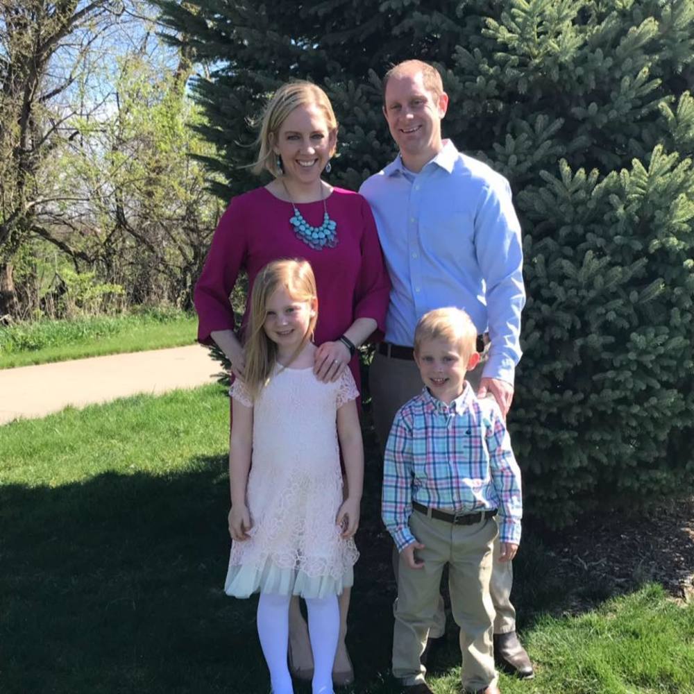 Meet your Posher, Sara